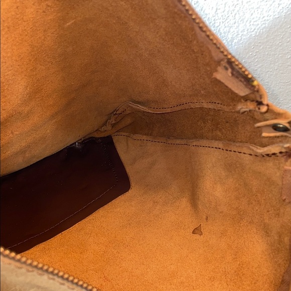 Tan Leather Hobo Shoulder Bag Slouchy Soft Large Tote Zip Front Pocket Everyday - Picture 9 of 14